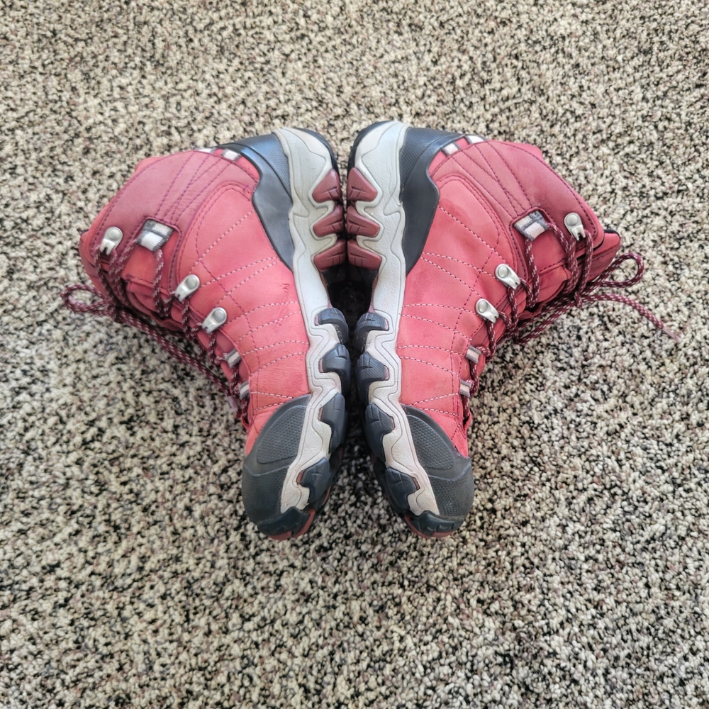 Oboz Hiking Boots - Picture 2 of 4